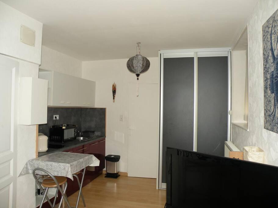 Appartement Charmant Studio à Belfort quartier Vosges Extérieur photo